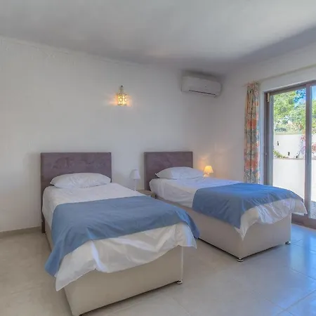 Villa Casa Alison - 6 Bedroom Carvoeiro With Private Pool Heatable And Ac Carvoeiro (Lagoa)